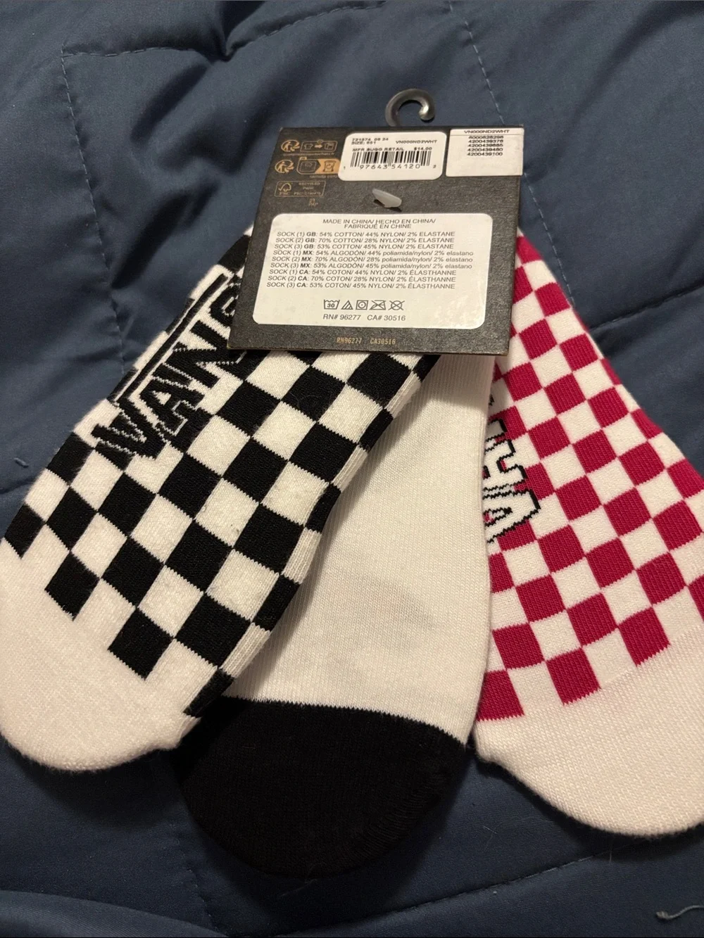 Vans girls  , women’s , teens no show socks